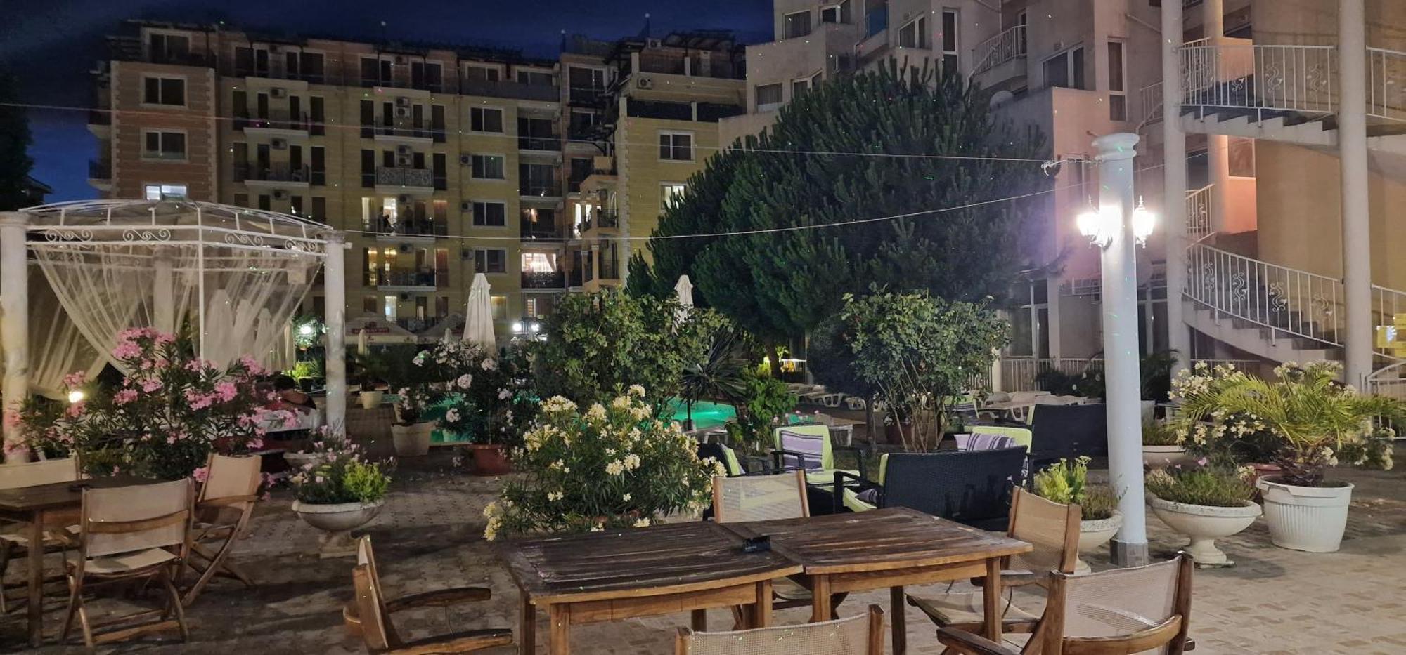 Vanilla Garden Apartments Pantai Sunny Luaran gambar