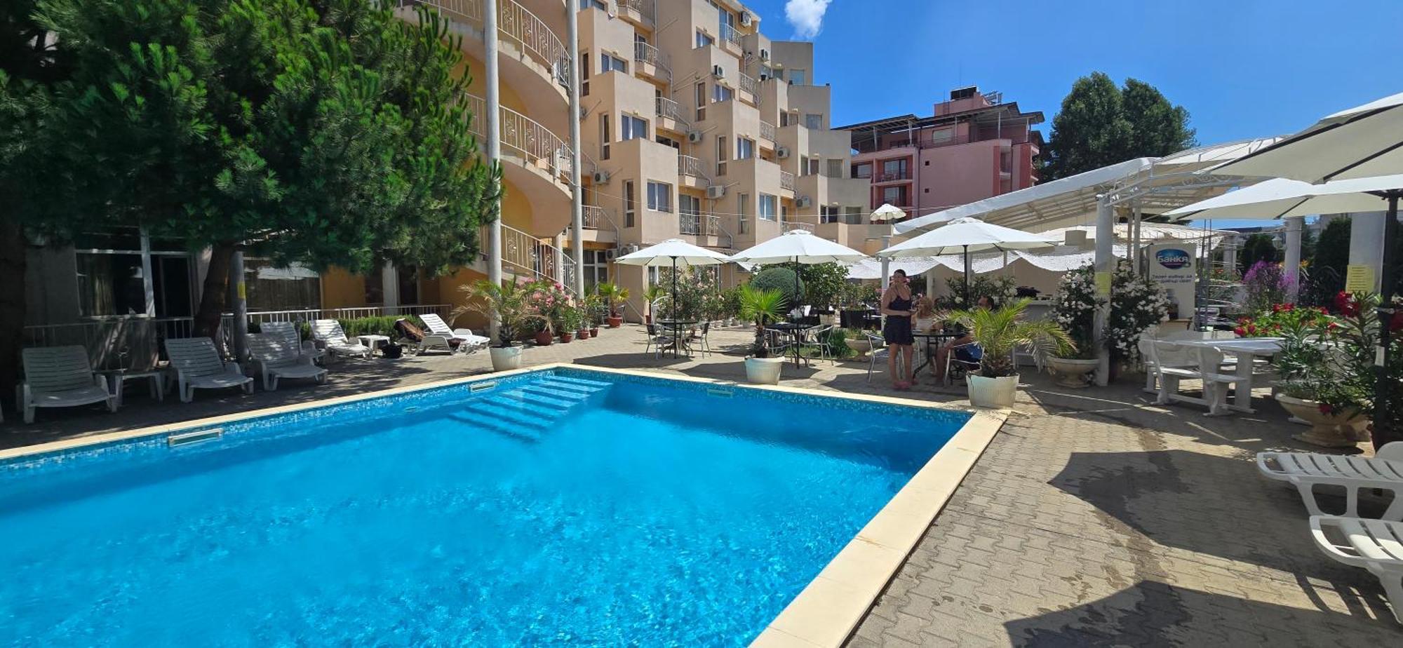 Vanilla Garden Apartments Pantai Sunny Luaran gambar