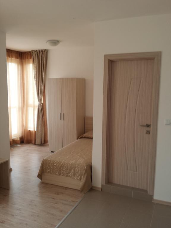 Vanilla Garden Apartments Pantai Sunny Luaran gambar