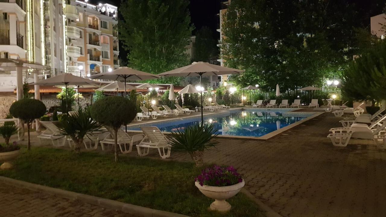 Vanilla Garden Apartments Pantai Sunny Luaran gambar