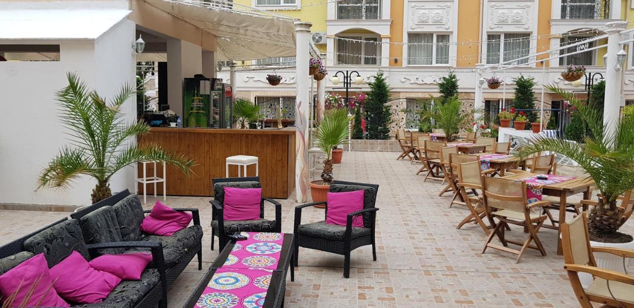 Vanilla Garden Apartments Pantai Sunny Luaran gambar